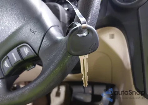 2008 Kia Rondo Lx V6 из США, поврежденный, VIN KNAFG526587142140